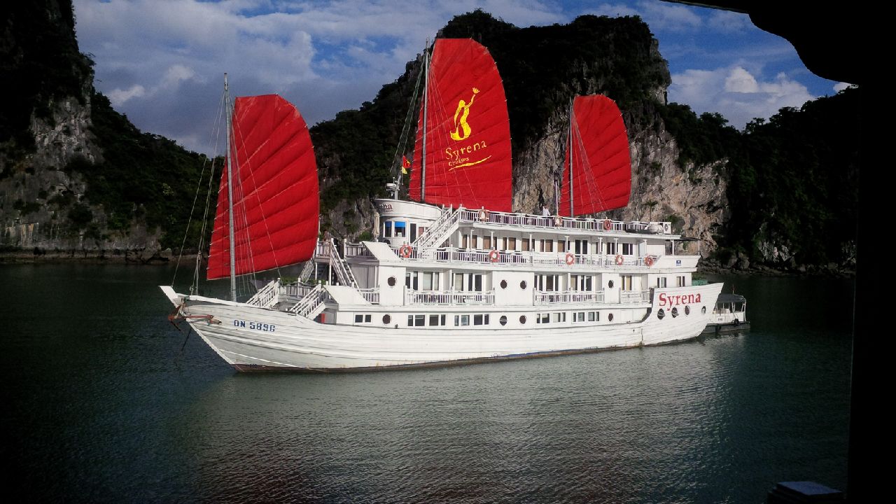 HOLIDAY IN HALONG WITH SYRENA CRUISE 3D/2N